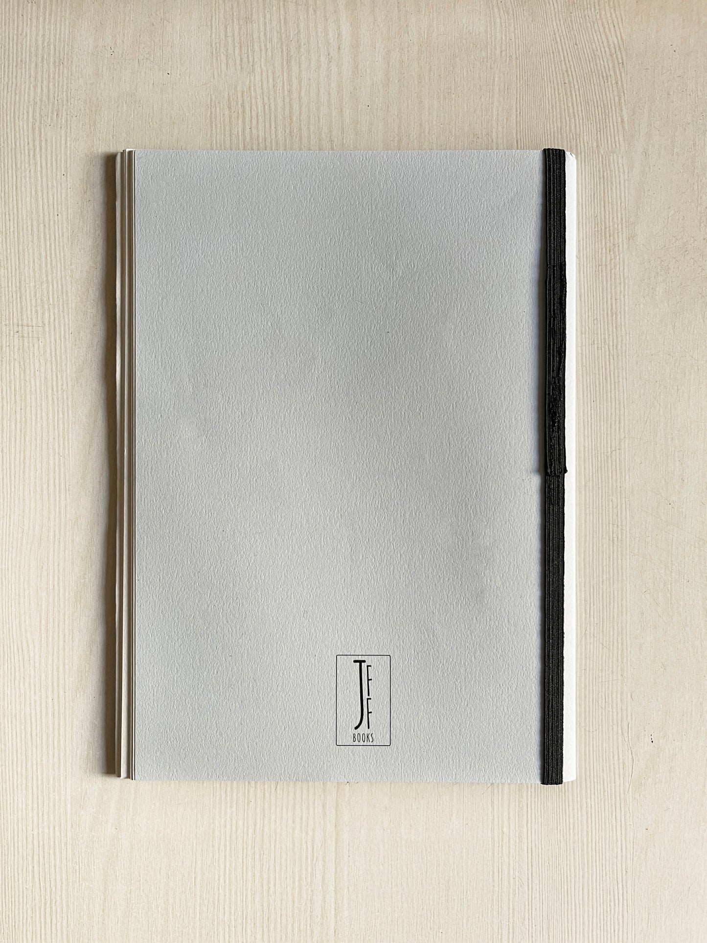 To calculate the diameter of pillar (A book for amateur photographers) by Kush Kukreja