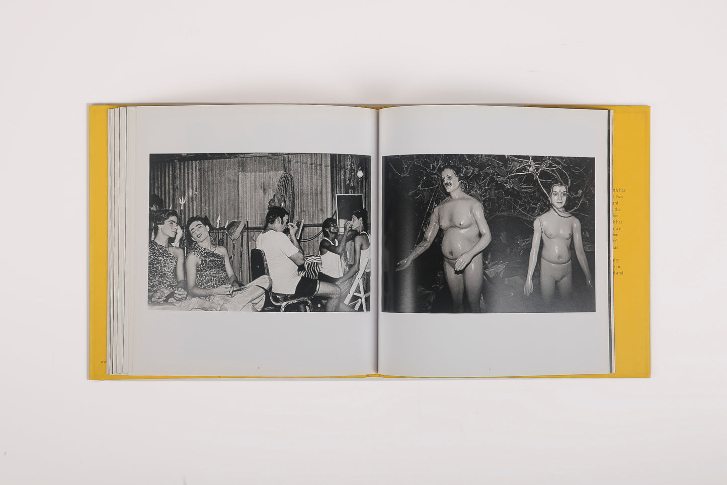 BOMBAY MIX: STREET PHOTOGRAPHS - Ketaki Sheth